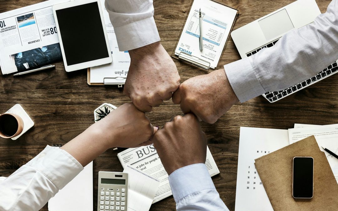 How Office Furniture Can Enhance Collaboration
