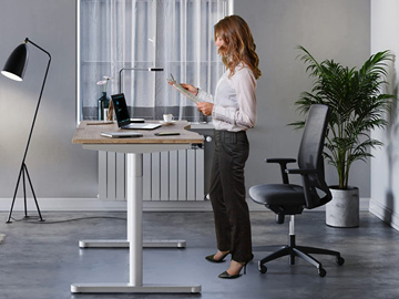 Home 29 health and wellbeing height adjustable desks
