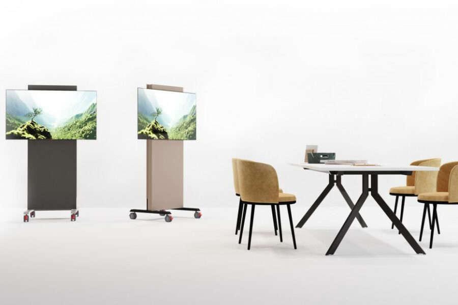 System--eM-Multimedia-Stand